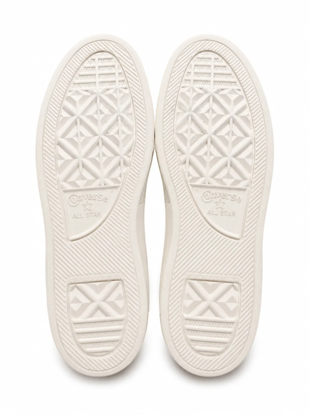 Converse Women's Chuck Taylor All Star Cruise Ox Sandy Shore, size 7.5